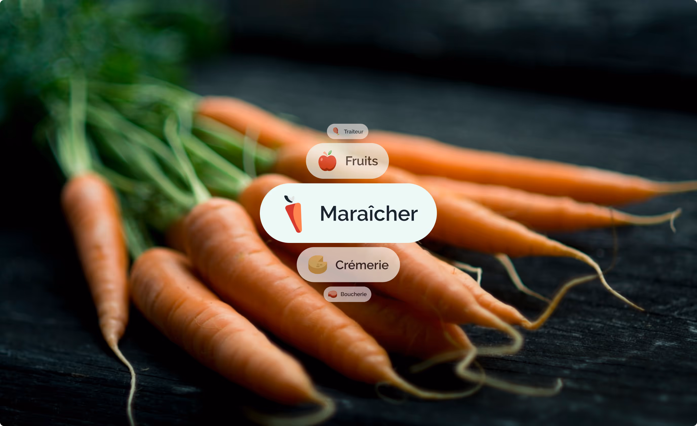 Bannière au marché de Rungis montrant des étals de fruits et légumes colorés sous un hall lumineux.