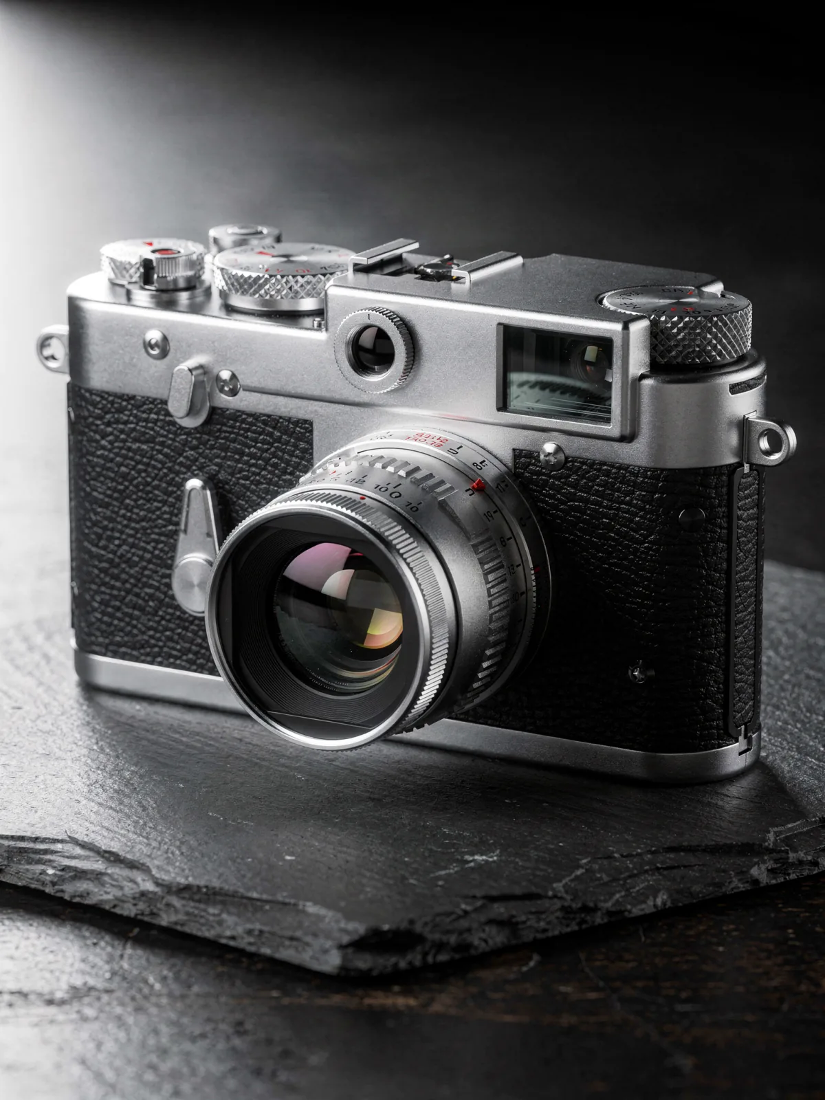 Result of the Retro rangefinder camera prompt, made with Flux 2 Max
