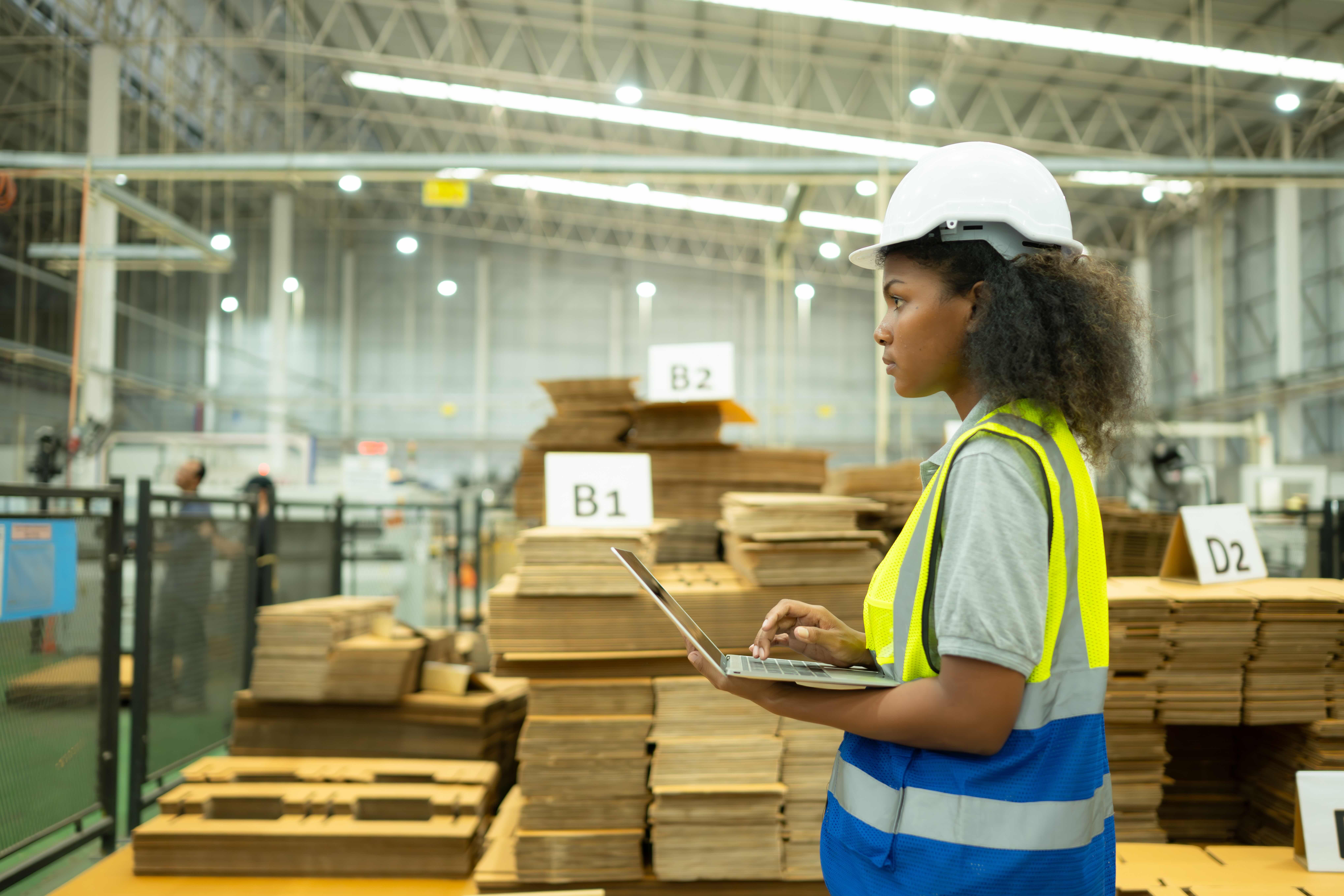 worker warehouse