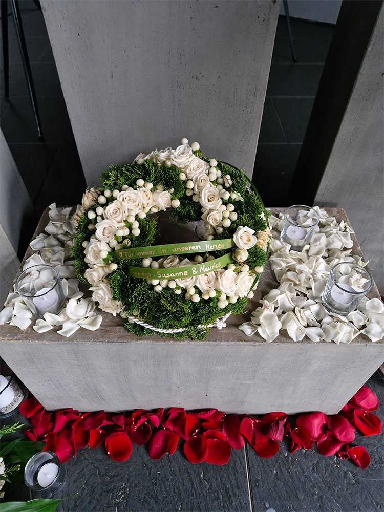 Aufbau einer Trauerfloristik