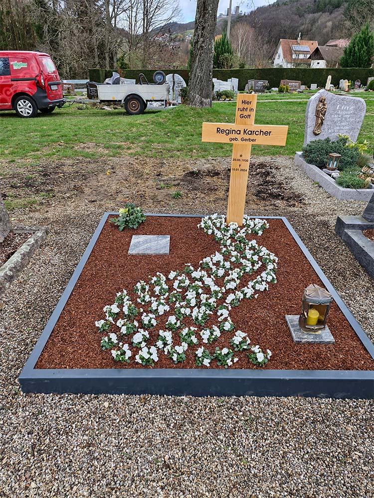 Gestaltung eines Grabes