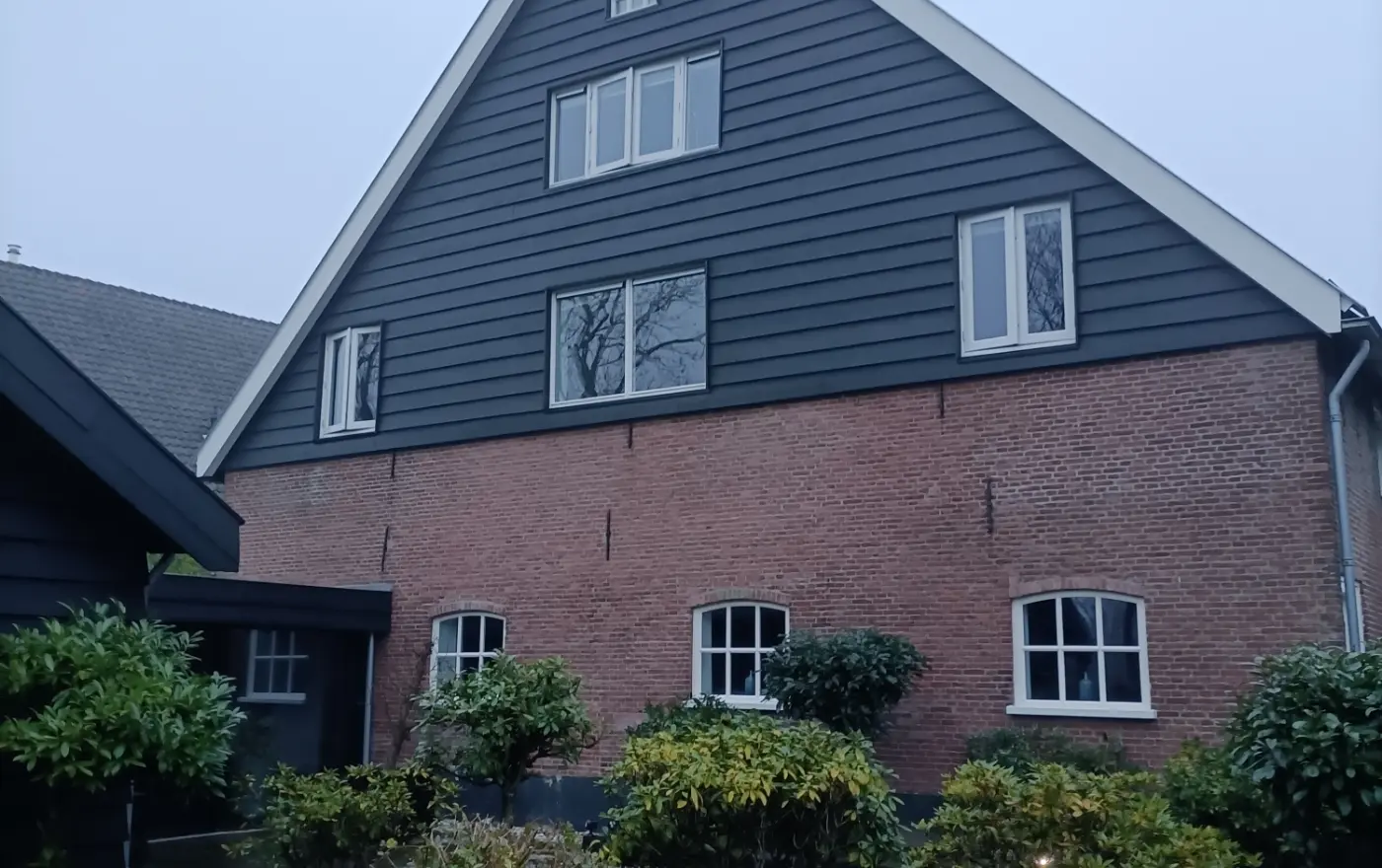 Een Van Essen Bouw Renovatie-project, gevelbekleding