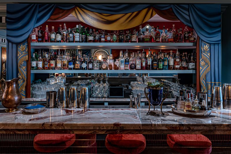 Prescription Cocktail Club - ambiance