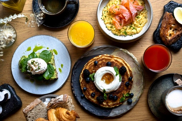 New Year's Brunch - Frenchie Pigalle