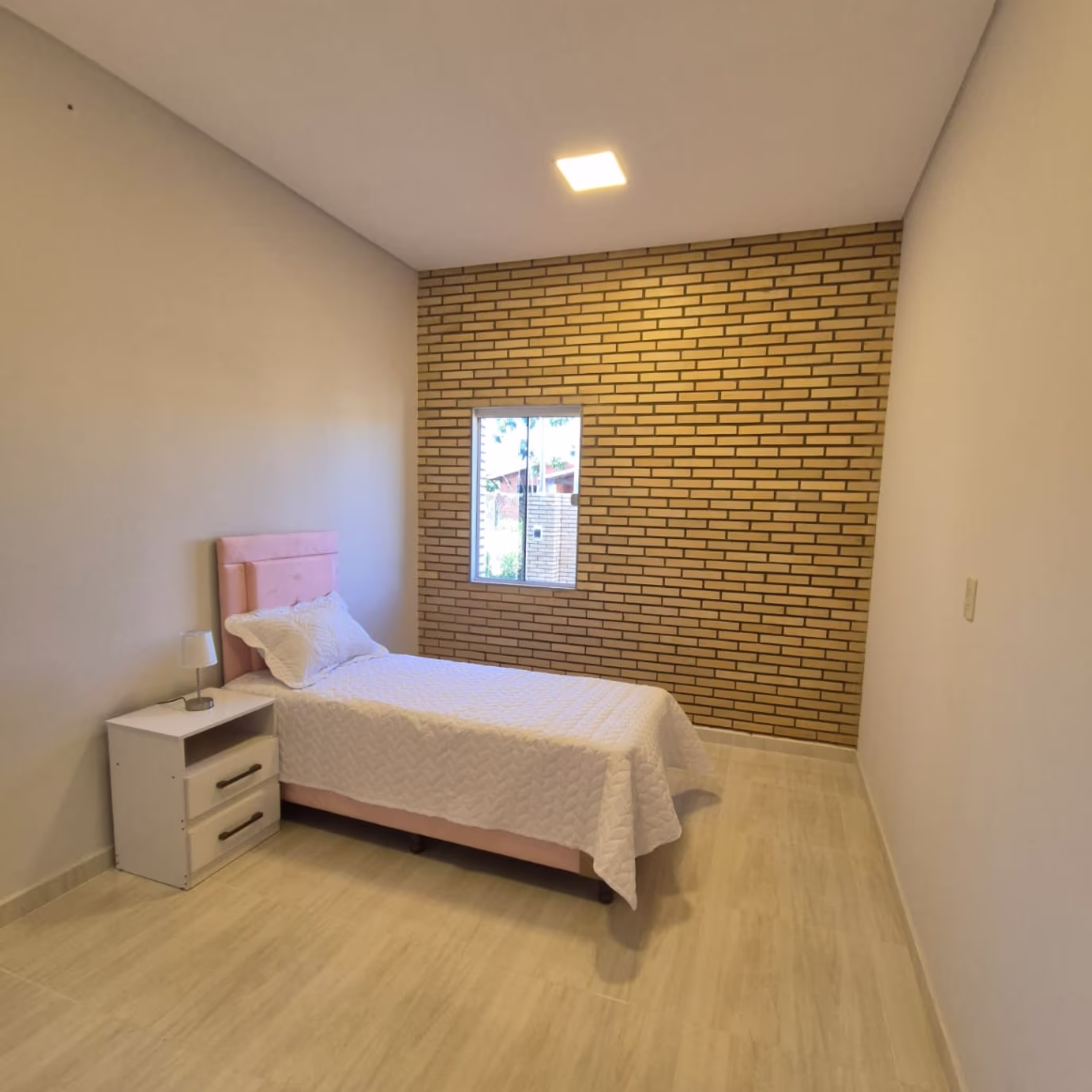 Segundo dormitorio de la CasaMas modelo Clásico de 2 dormitorios