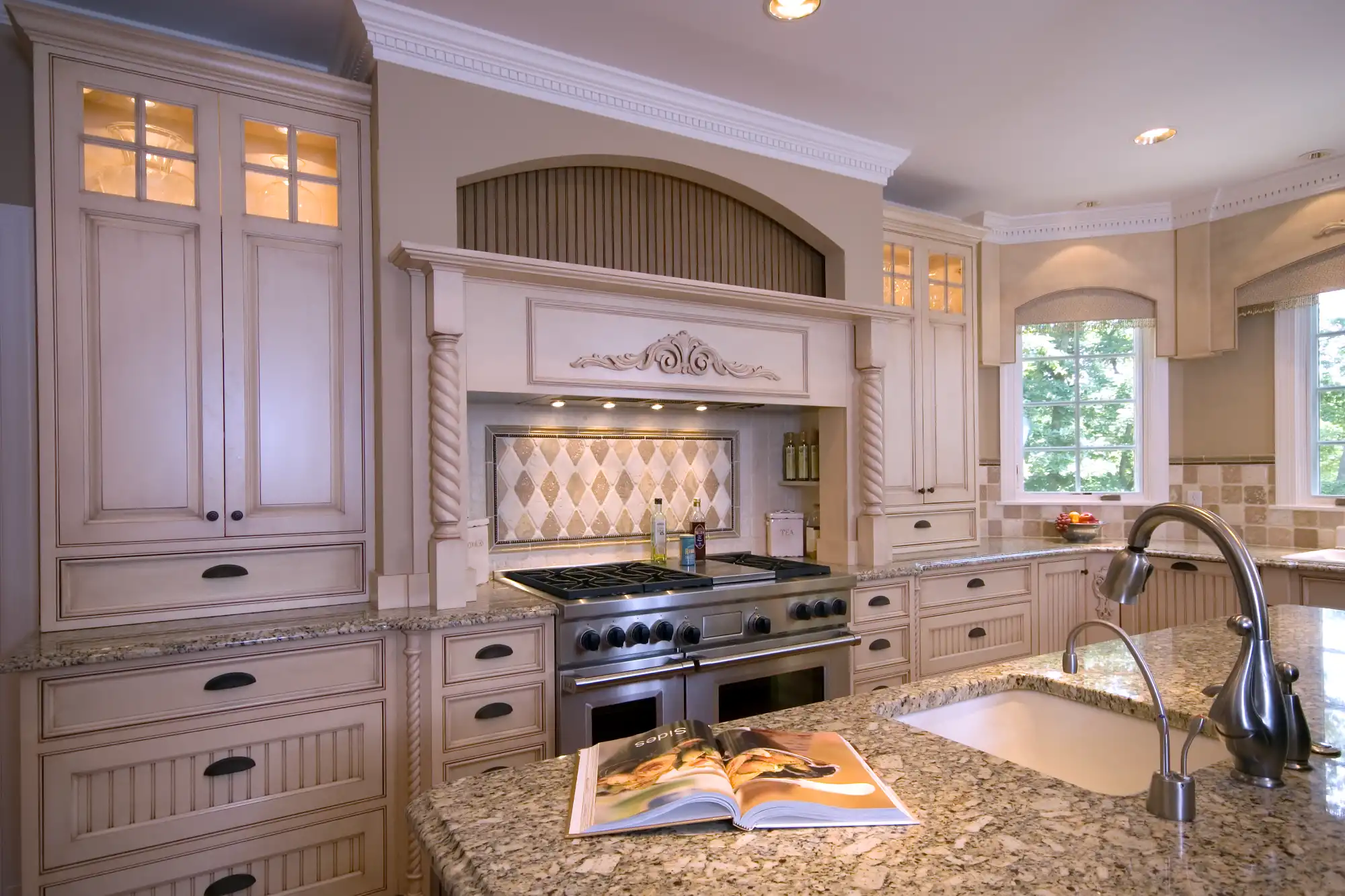 2004 Kitchen with Mixer Lift