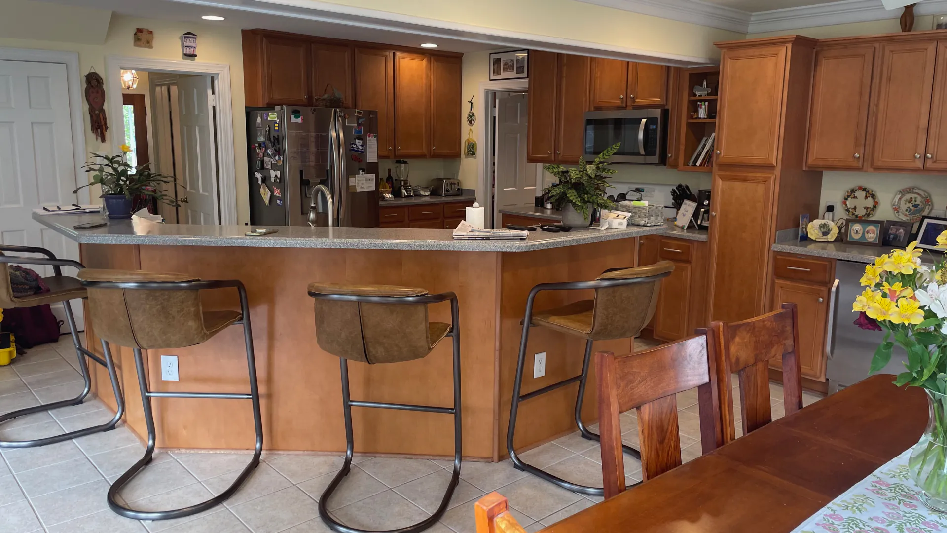 Warm Oak, Modern Ease