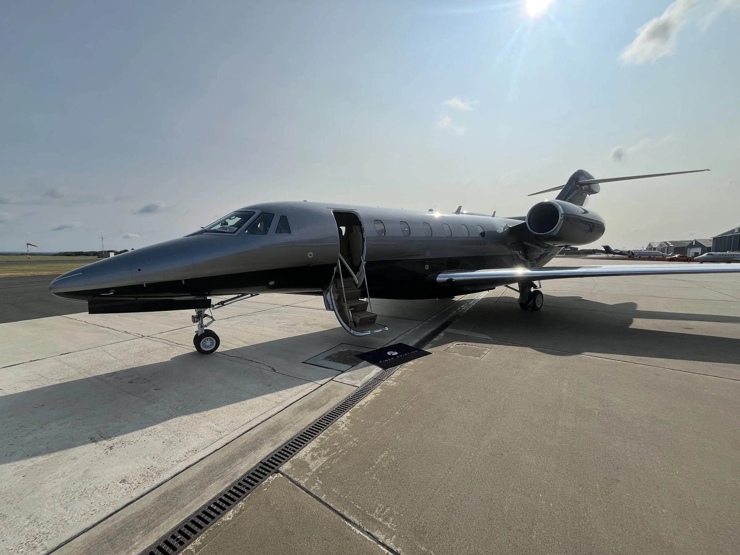 Private jet charter, on your schedule