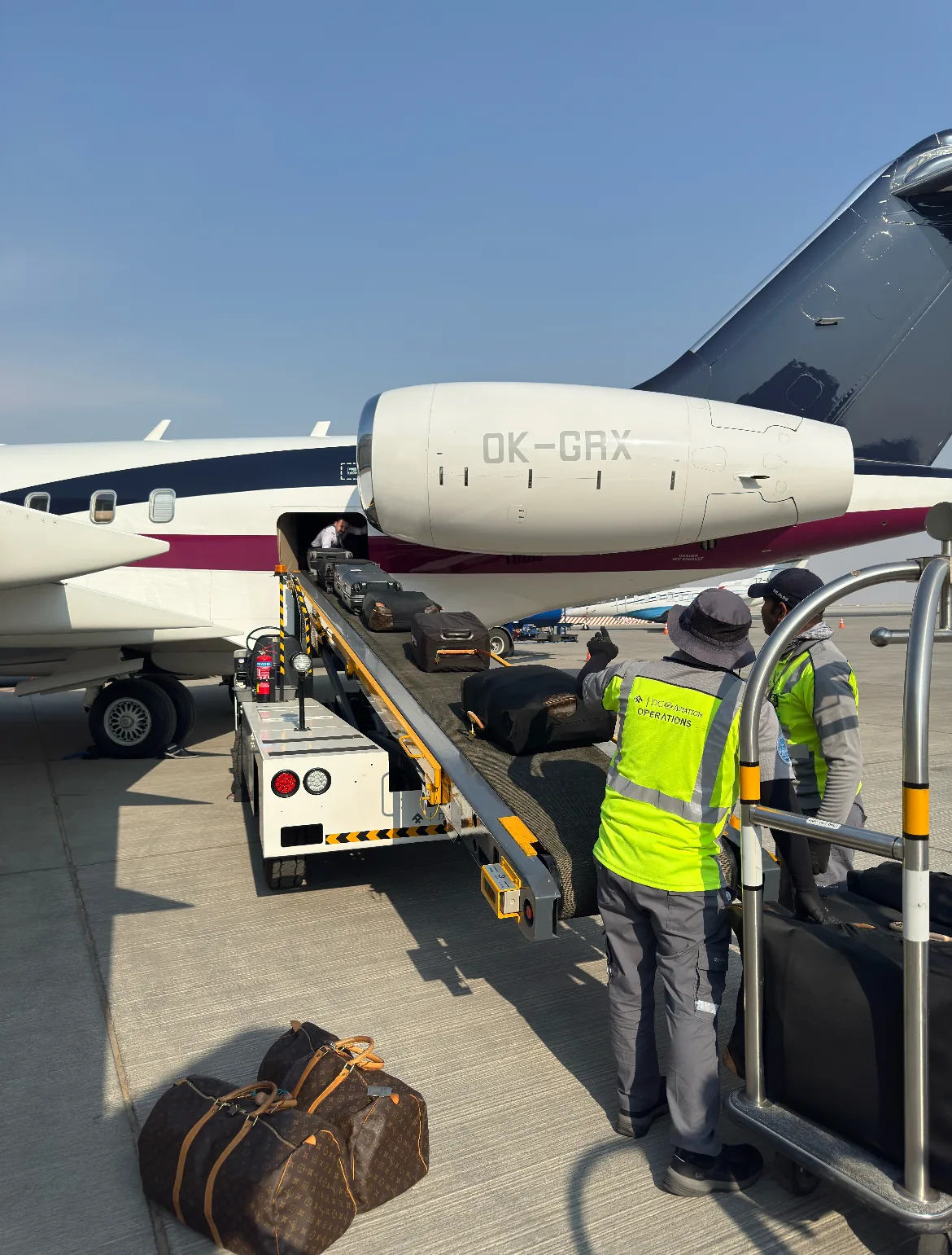 Urgent private jet charter for time-critical missions