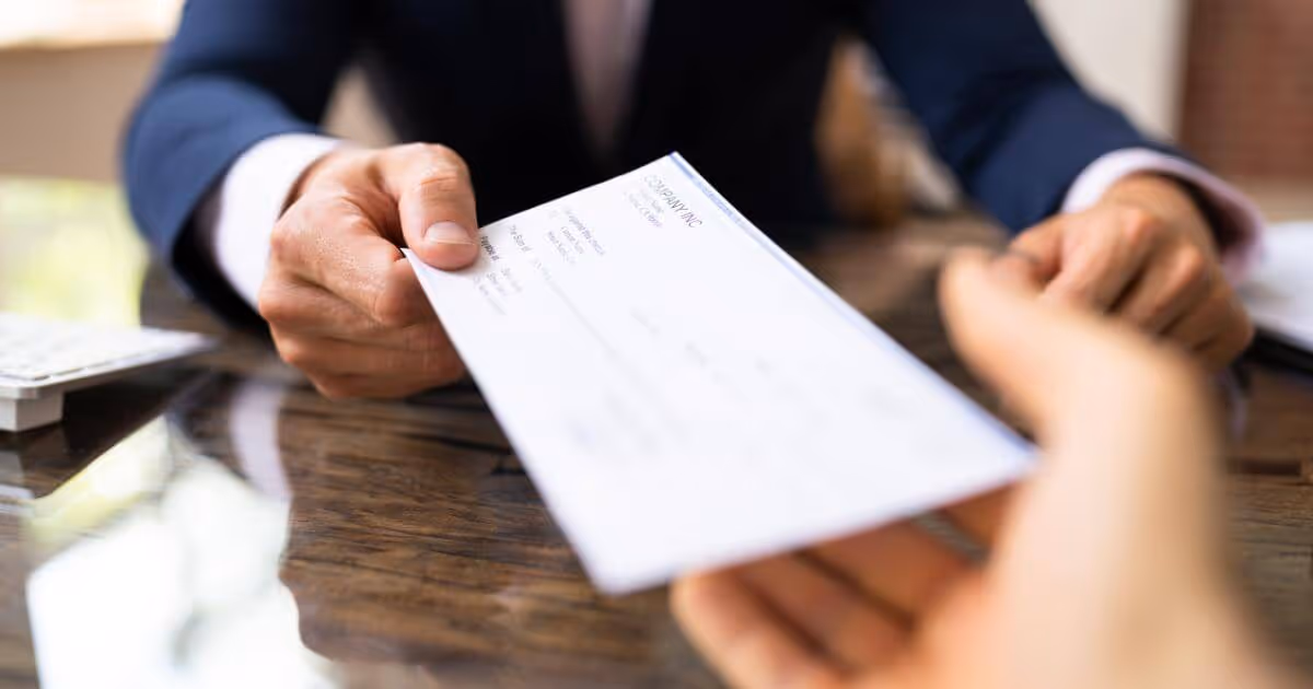 How EOR Payrolling Works Step by Step