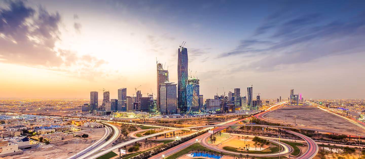 Can US Citizens Buy Property in Saudi Arabia