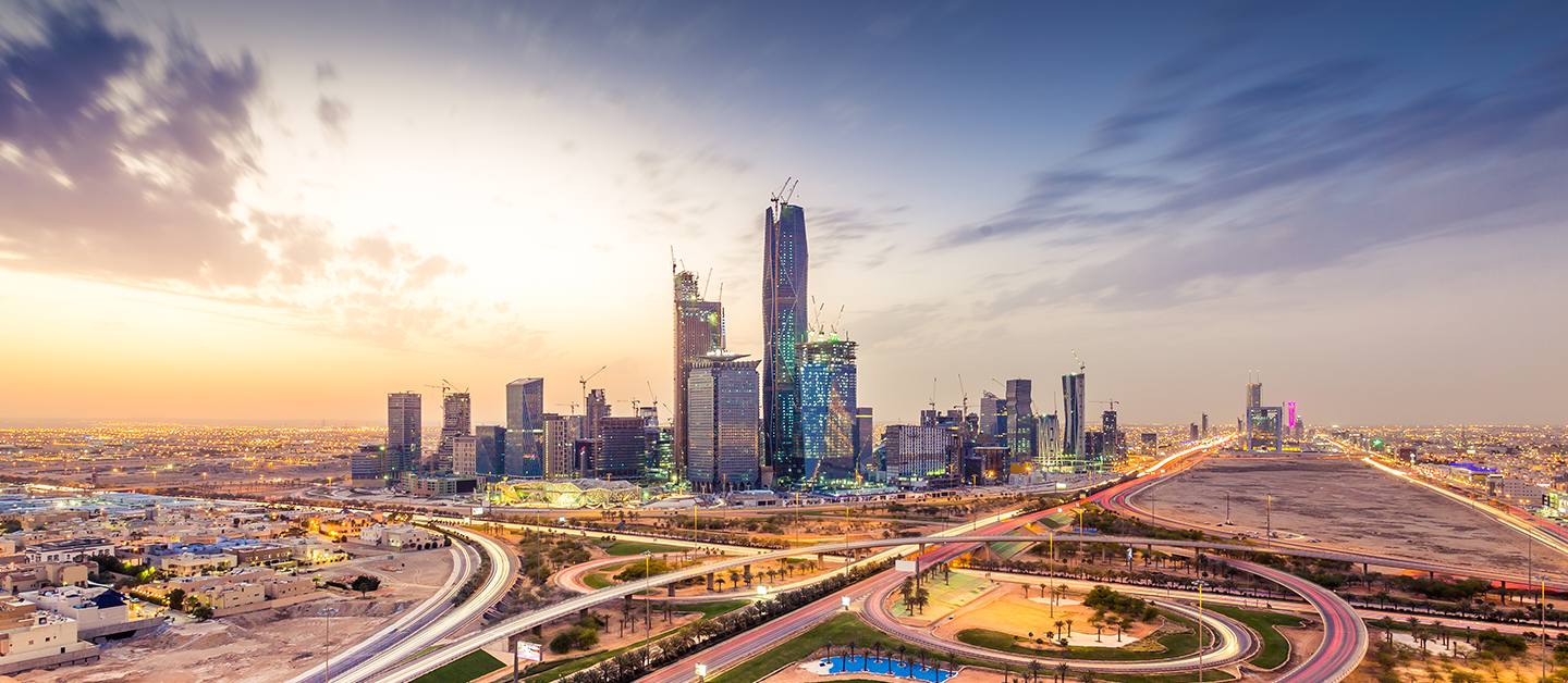 Can US Citizens Buy Property in Saudi Arabia