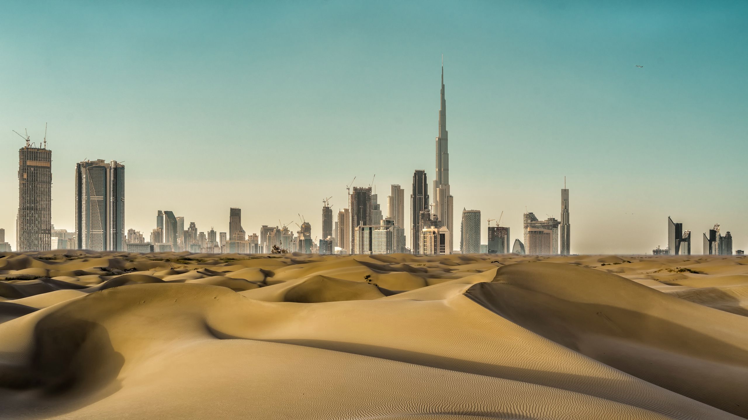 Can Foreigners Start a Business in the UAE
