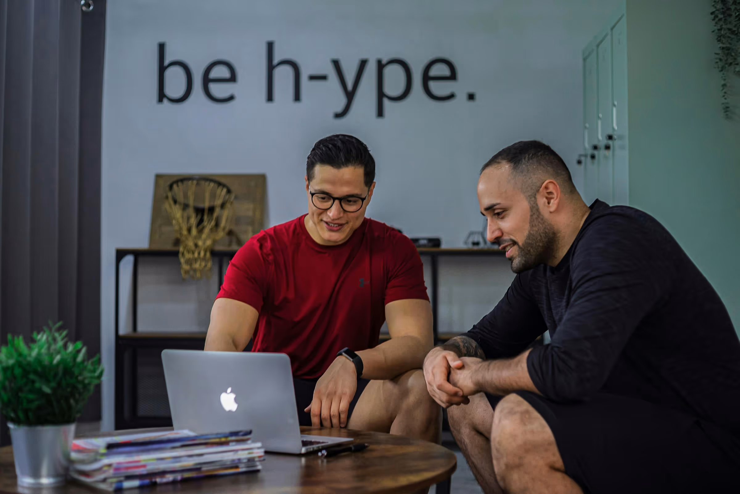 People Discussing - Candidate Pipeline Management