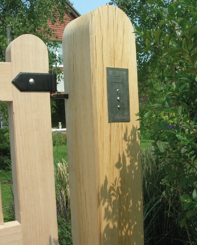 Oak gates with intercom