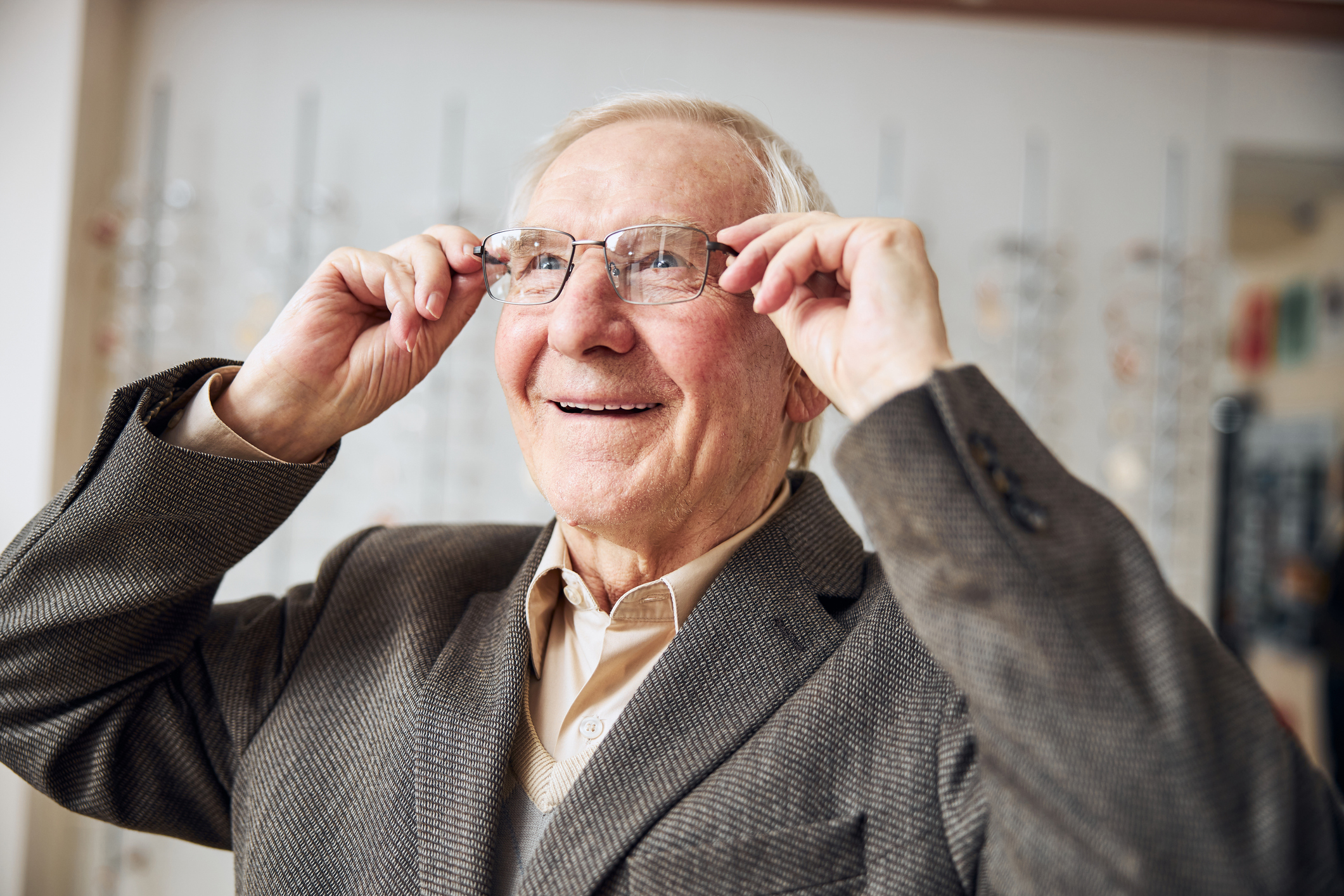 Dry Eye Syndrome: What It Is, Who It May Impact and Tips for Older Adults Seeking Relief