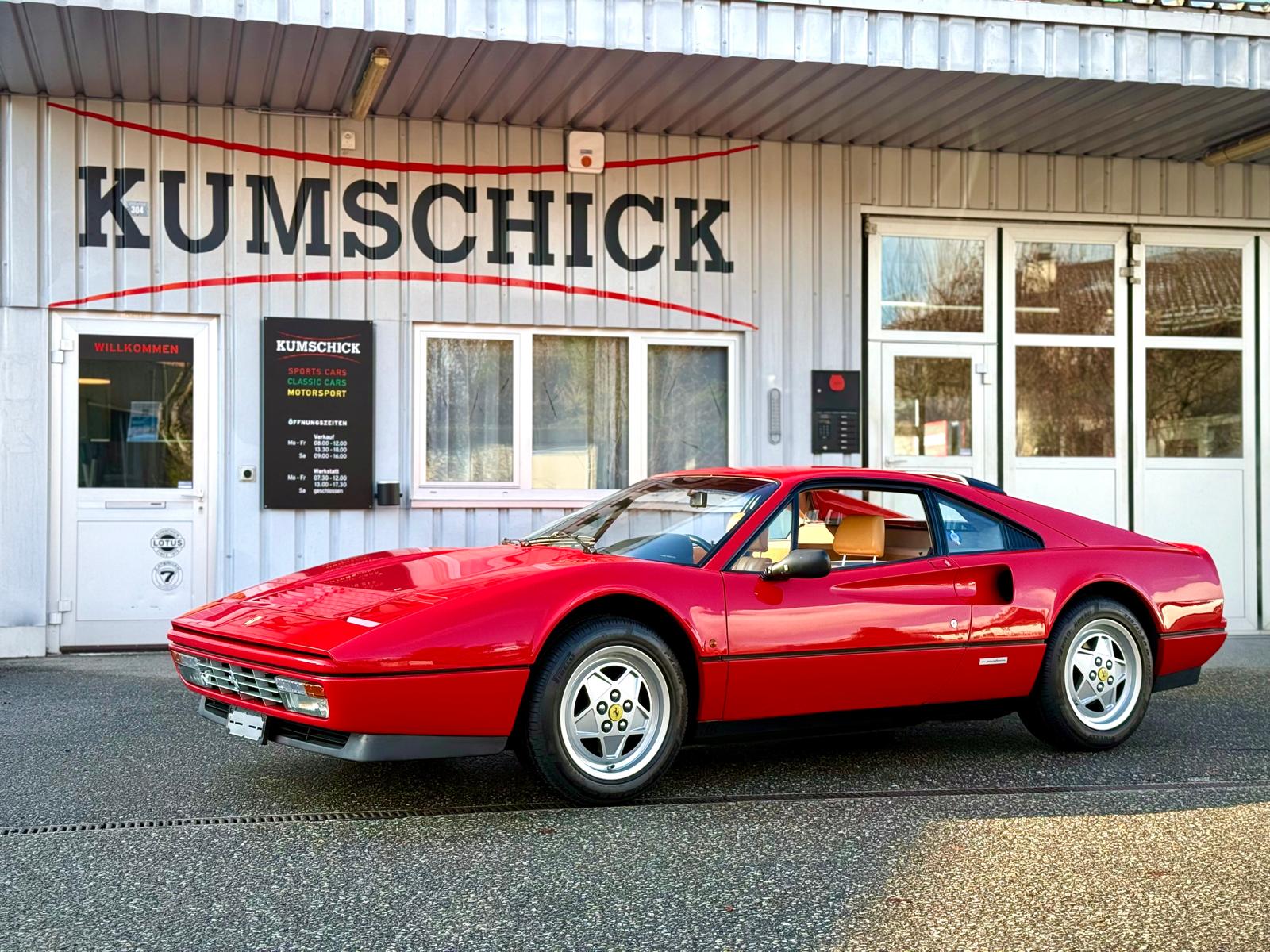 Ferrari 328 GTB bei Kumschick Sports Cars, Kumschick Classic Cars