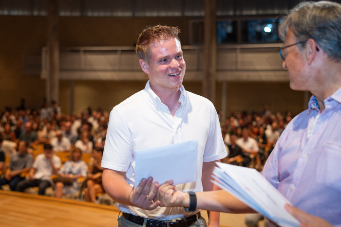 Glanzleistung und Ehrenmeldung für Pirmin Grob