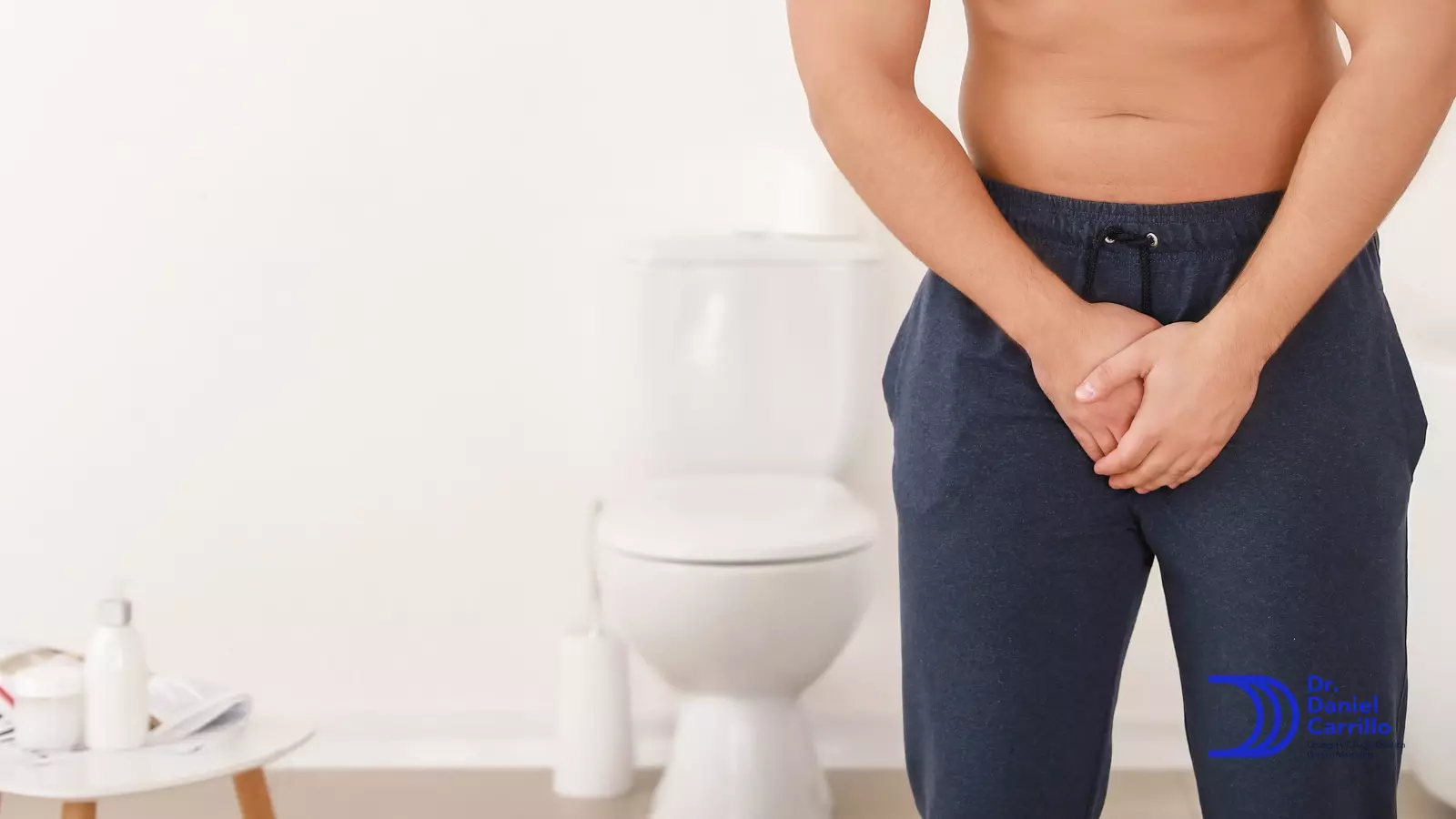 La urología se encarga del estudio diagnostico y tratamiento  de las enfermedades en genitales 