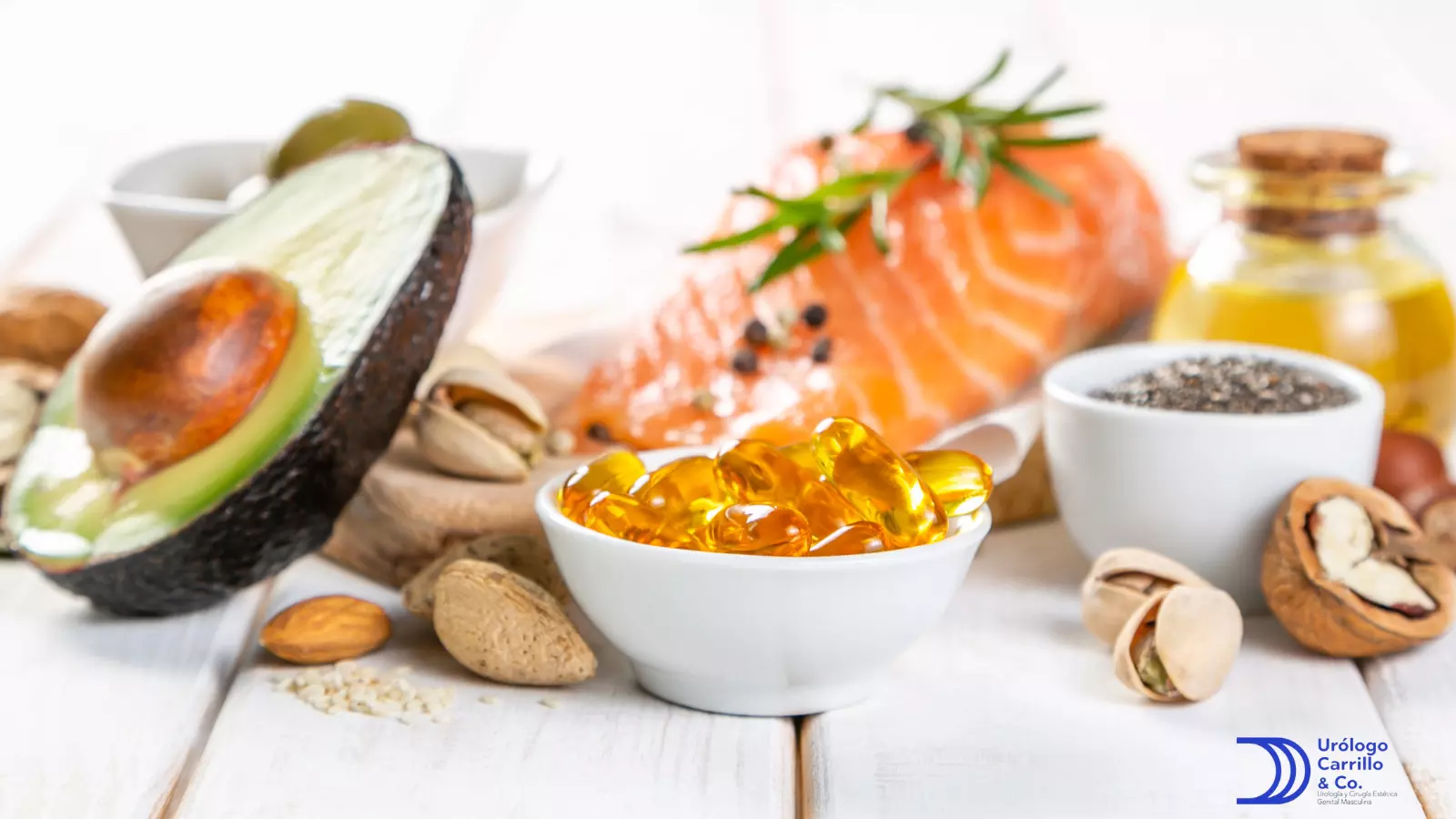 El Omega # es fundamental, lo encuentras en el salmón, aguacate y semillas 