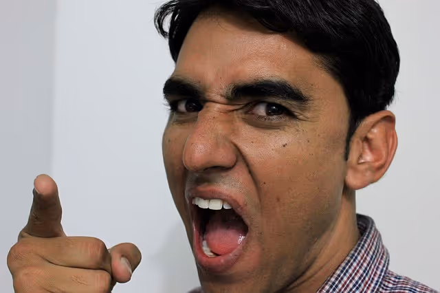 angry-man-274175_640.jpg