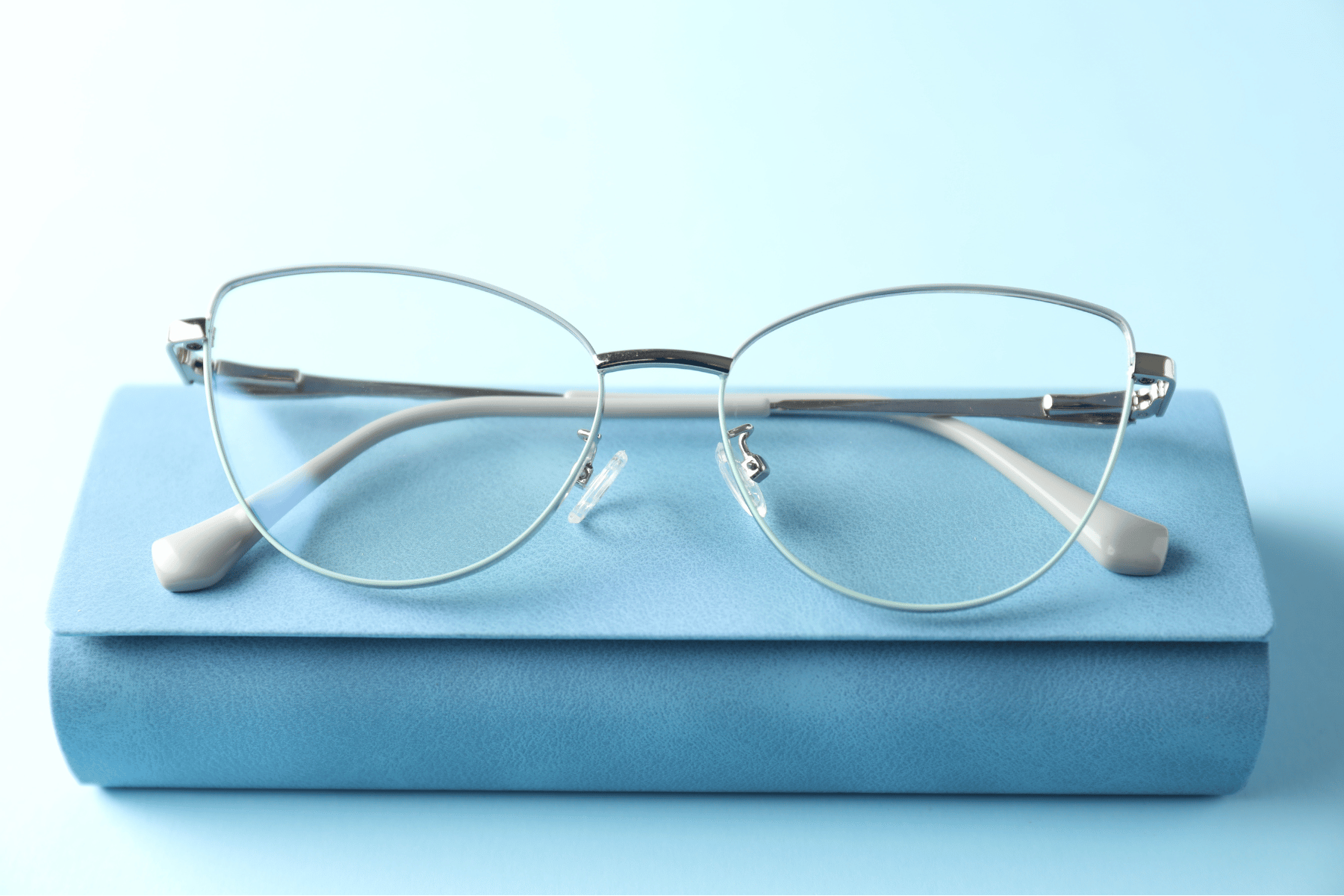 Blue Light Glasses: What Are They and Do You Need Them?