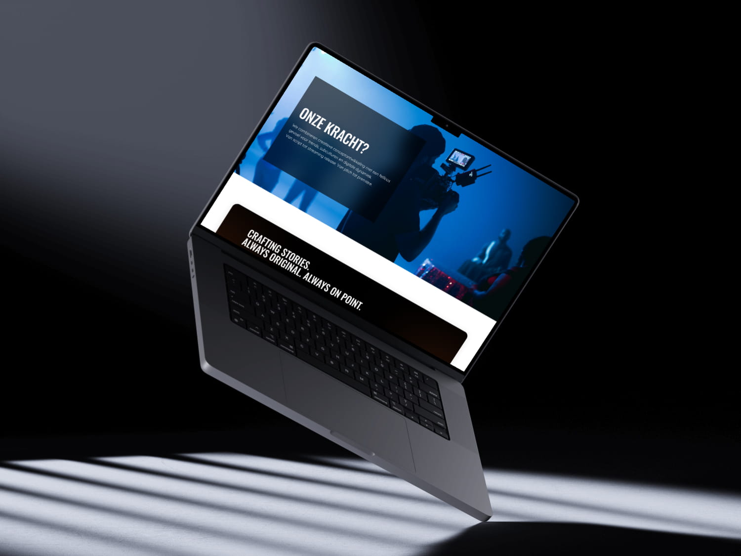 Professionele website presentatie – De op maat gemaakte website live te zien op een laptop, met een focus op branding en functionaliteit.
