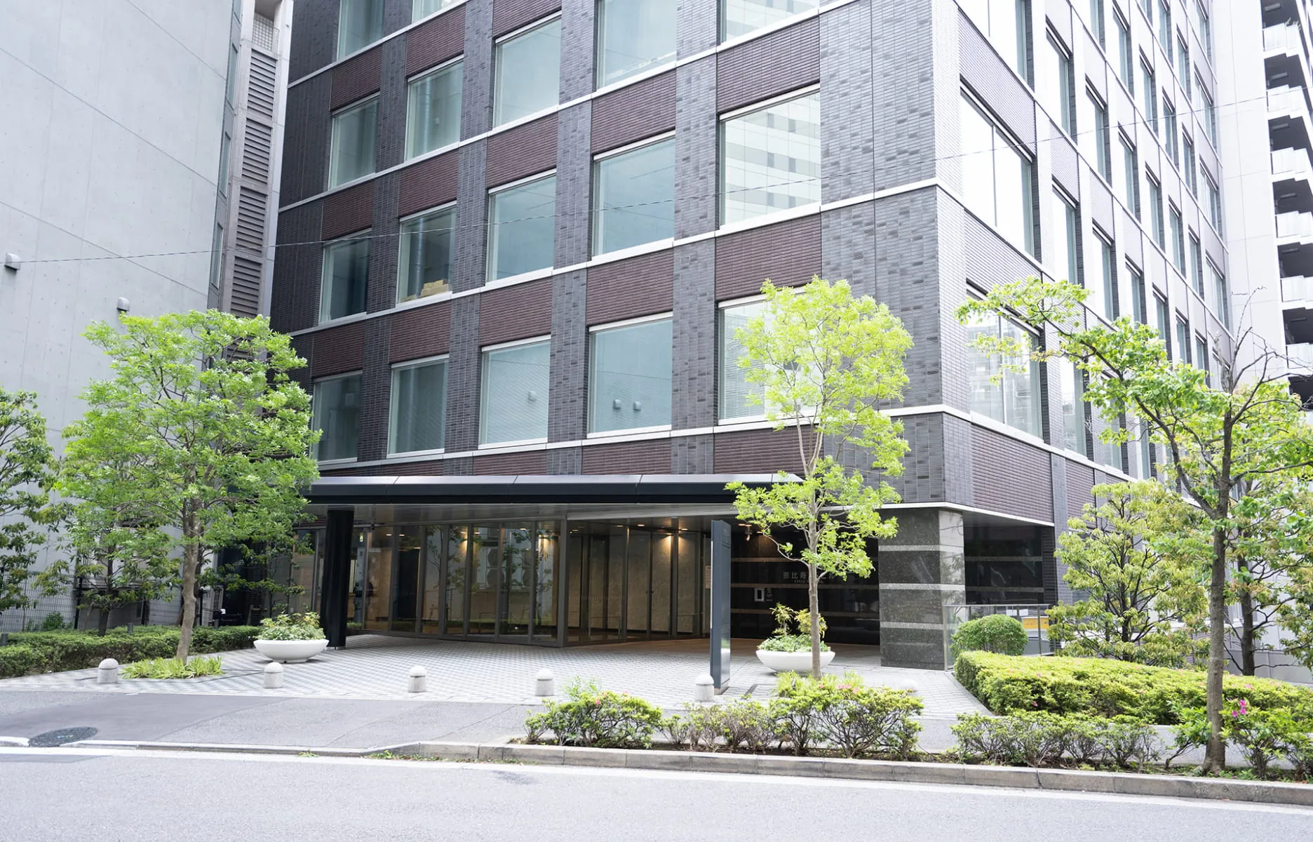 トーチクリニックの特徴4 アクセスと診療時間