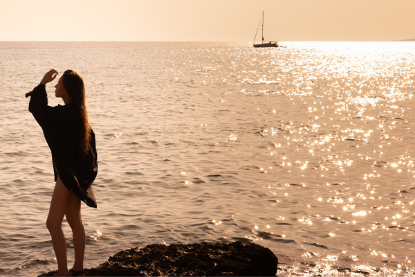 relaxing time at Menorca Experimental beach