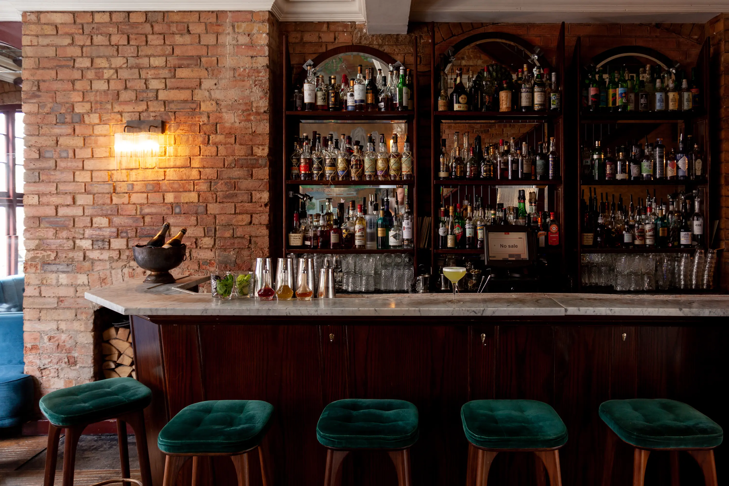 Experimental cocktail club Chinatown ideal venue for events