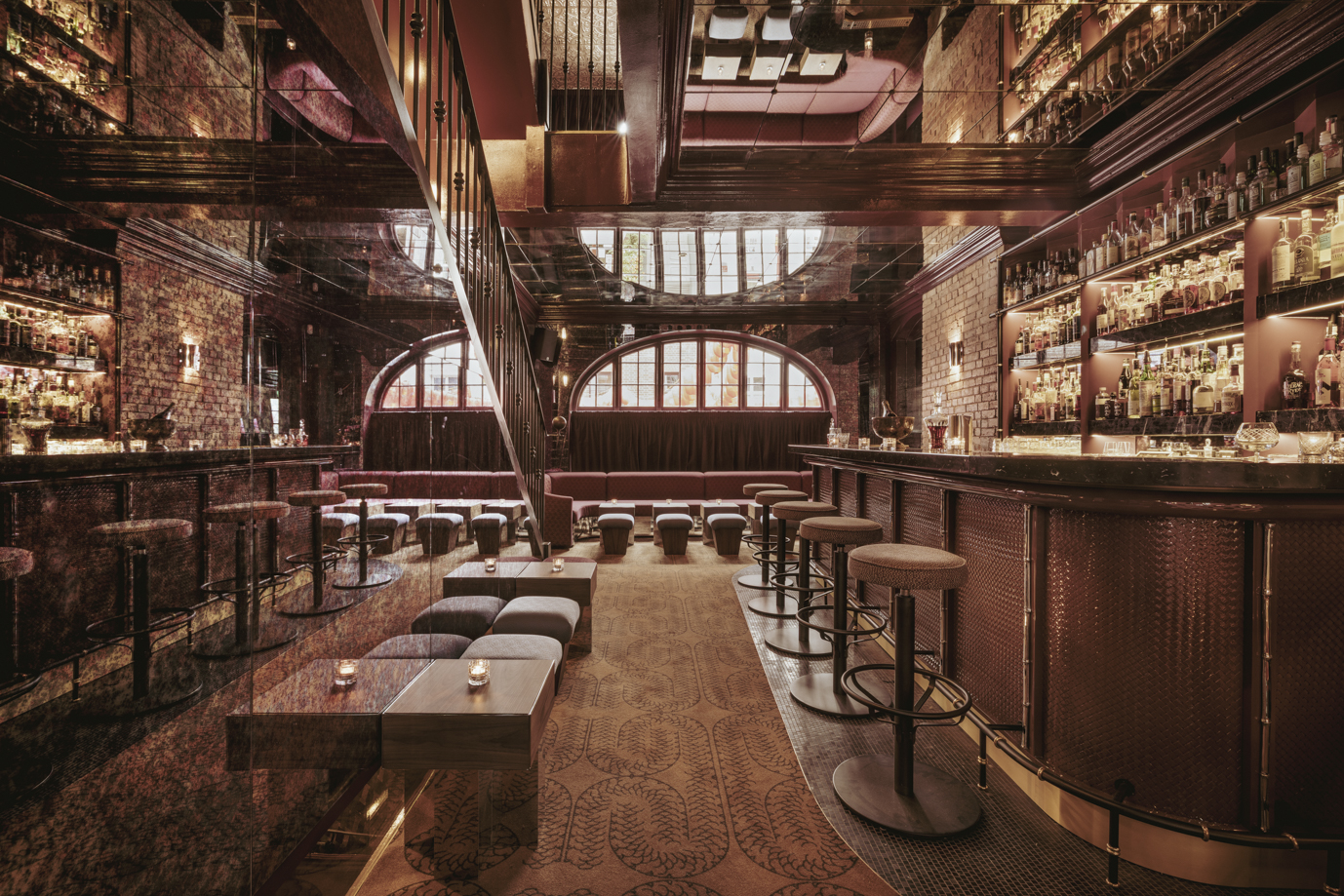 Experimental cocktail club Chinatown, group venue