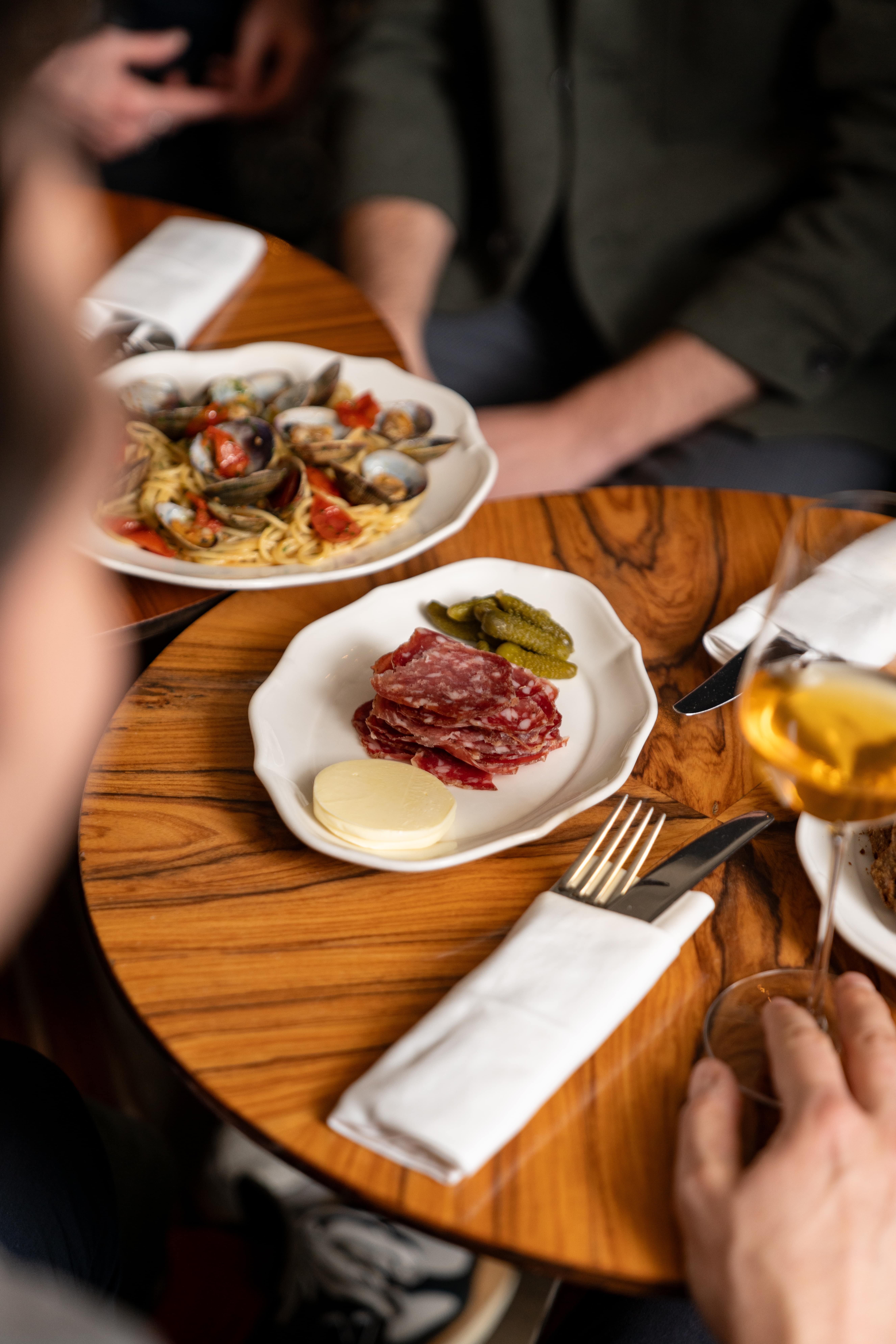 WINE & DINE VOL. 3 Loire Terroirs: Exploring the Next Generation La Compagnie Neal's Yard