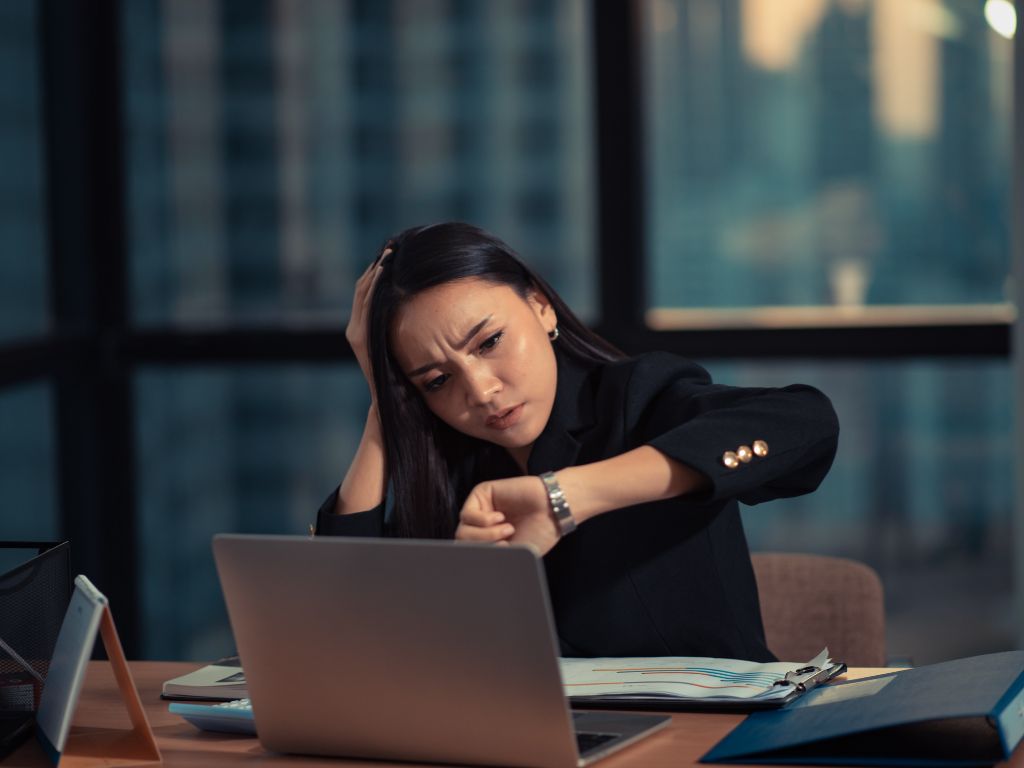 Heures supplémentaires : calcul, majoration, plafond légal et droits du salarié