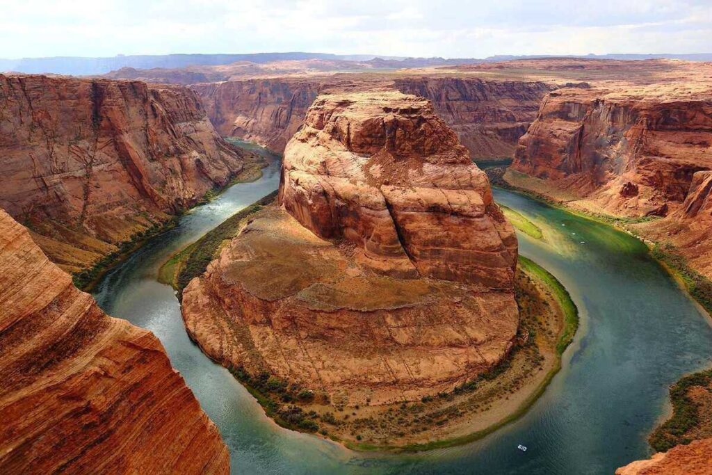 Horseshoe Bend for Instagrammable spot