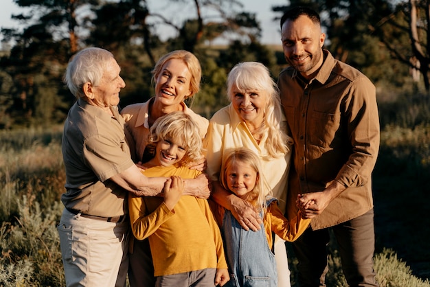 Medium shot family members posing together