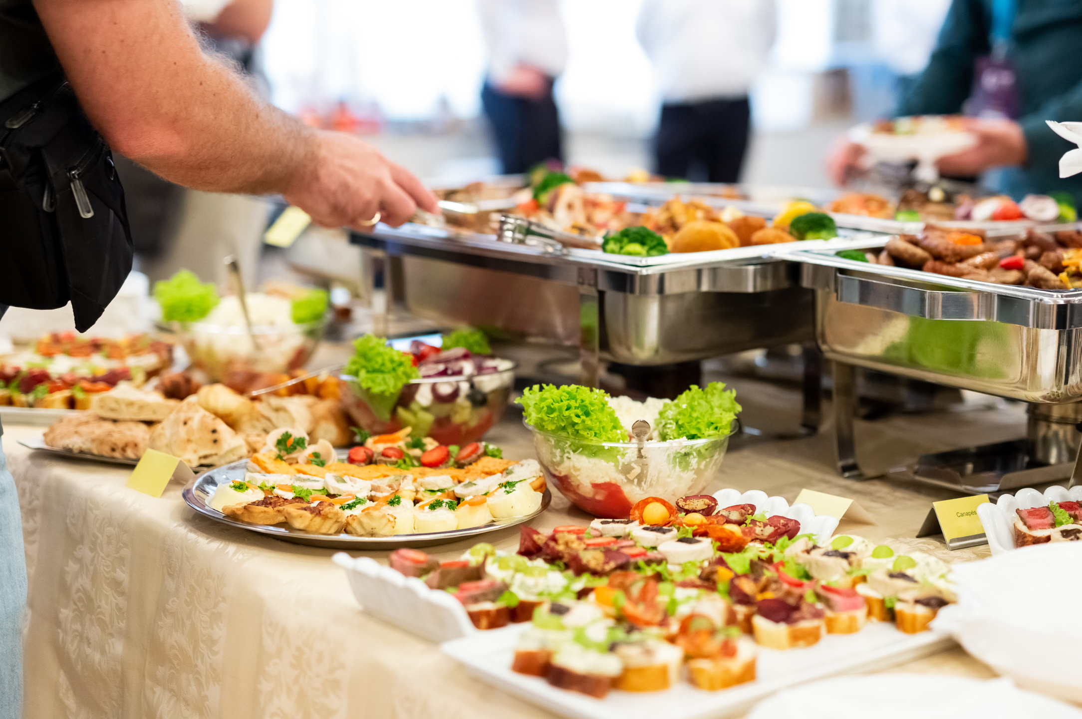 International Lunch Buffet [Members only]