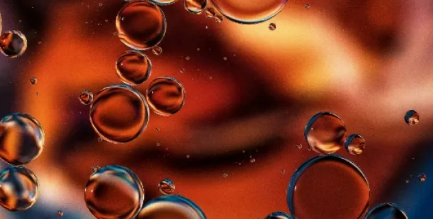 Oil droplets