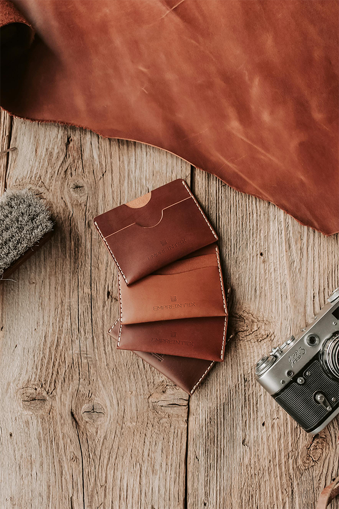 Gravure laser personnalisée sur cuir