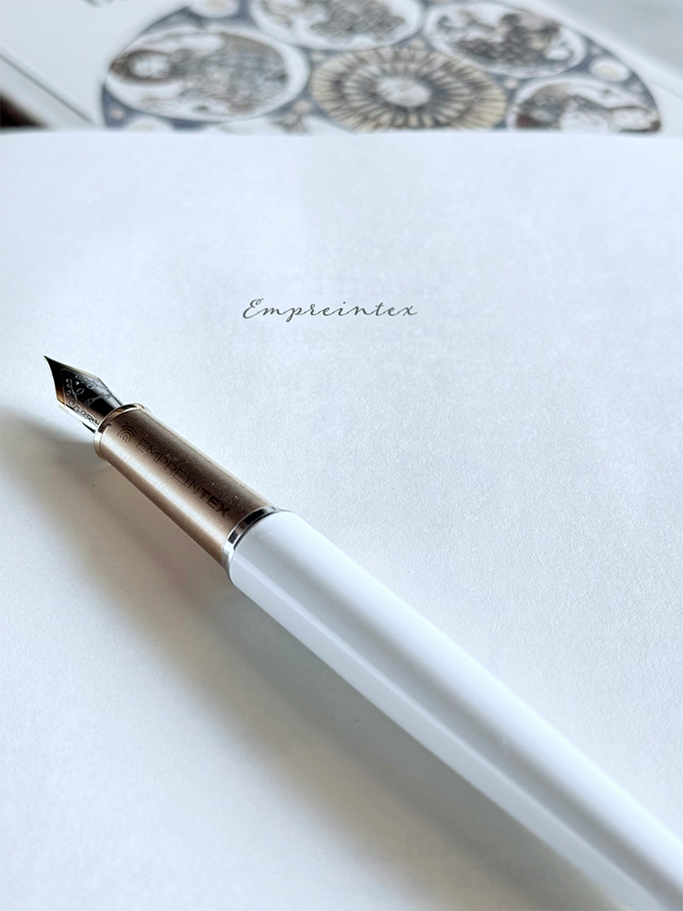 Gravure laser personnalisée sur objet publicitaire goodies