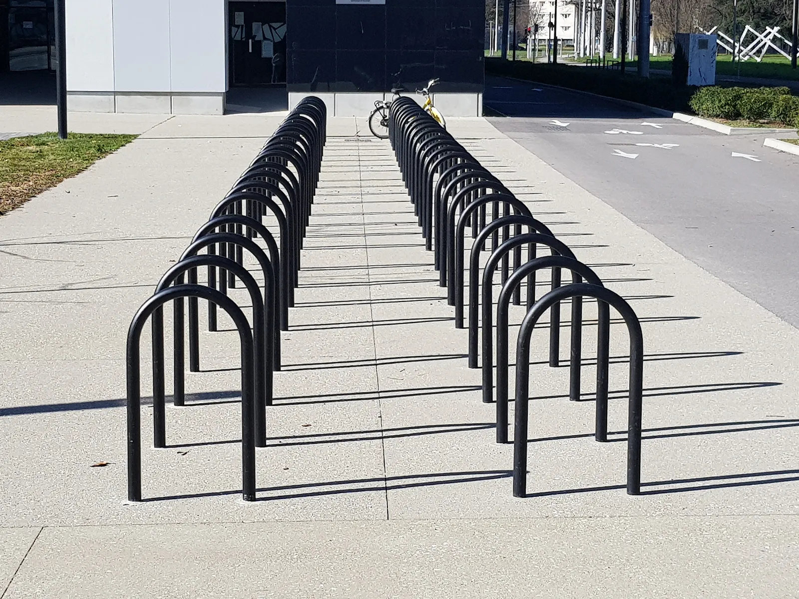 arceau vélo robuste en acier galvanisé