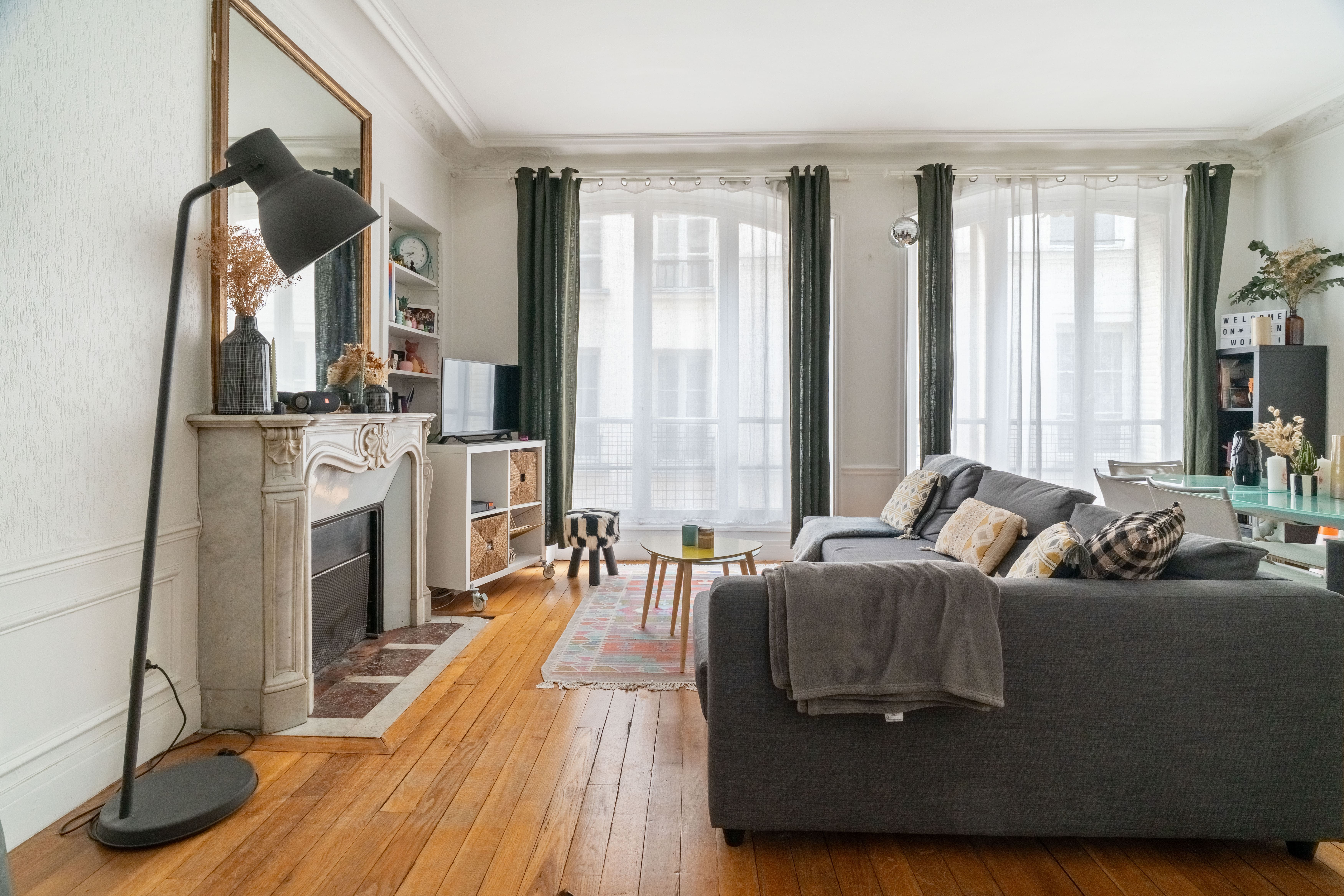 Quartier Saint-Avoye – Un appartement 3 pièces de 72,84m² Carrez au deuxième étage.