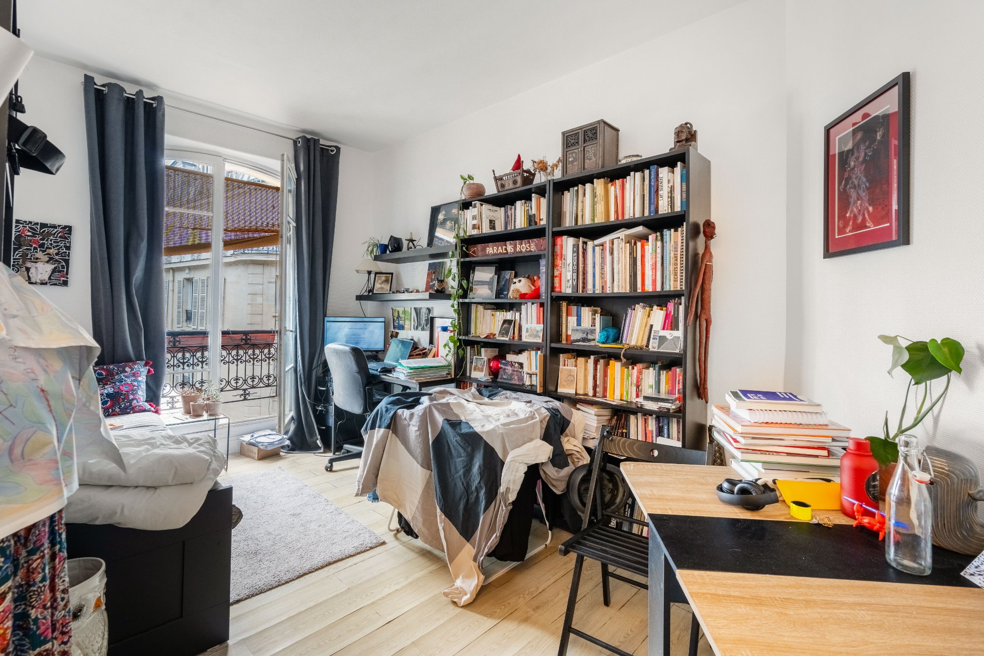 Quartier Paris 11e Arrondissement – Un appartement de 29,85m² Carrez au quatrième étage.