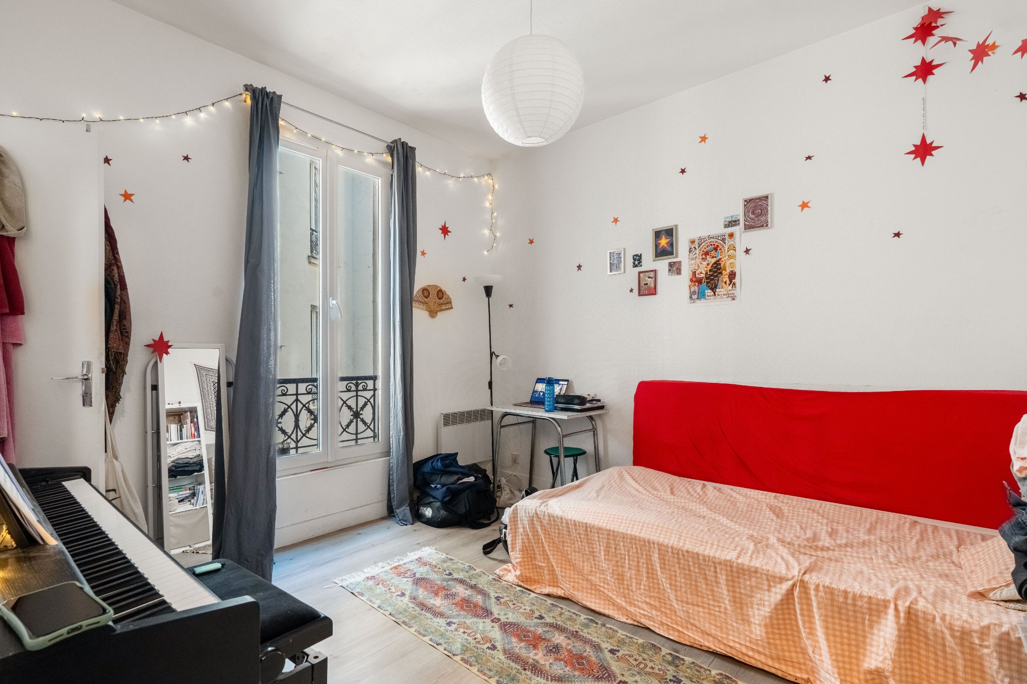 Quartier Paris 11e Arrondissement – Un appartement de 15,2m² Carrez au troisième étage.