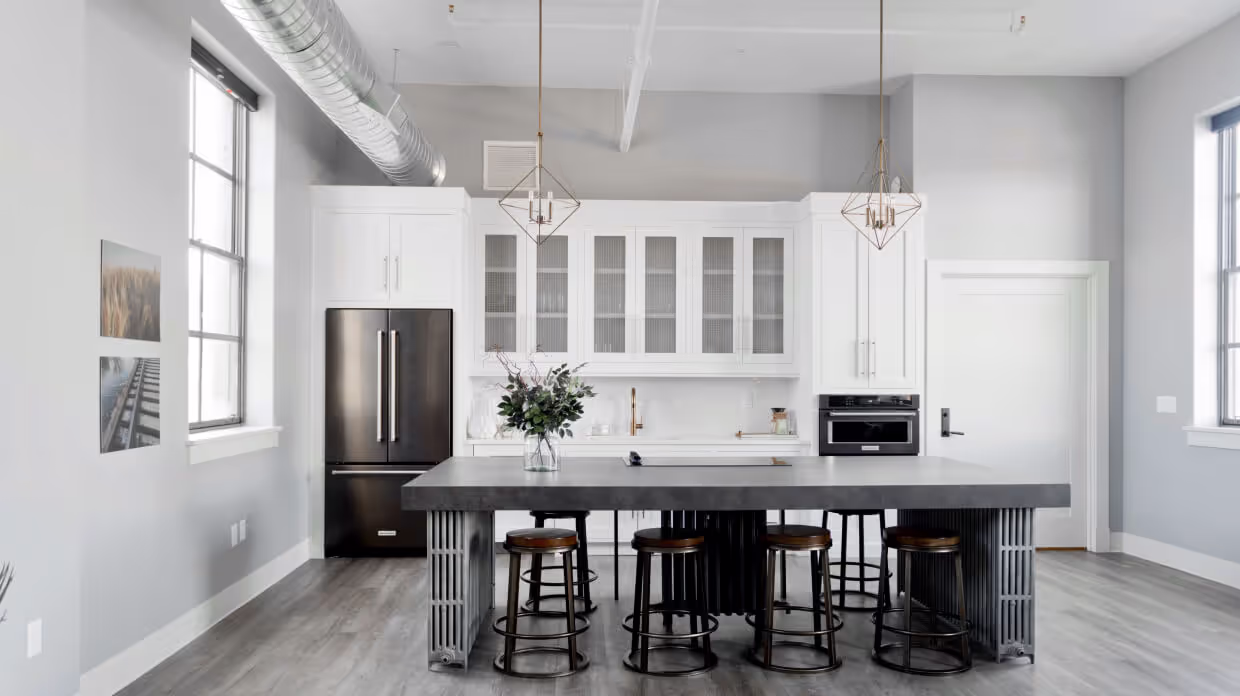 Loft in Mid-City, Los Angeles