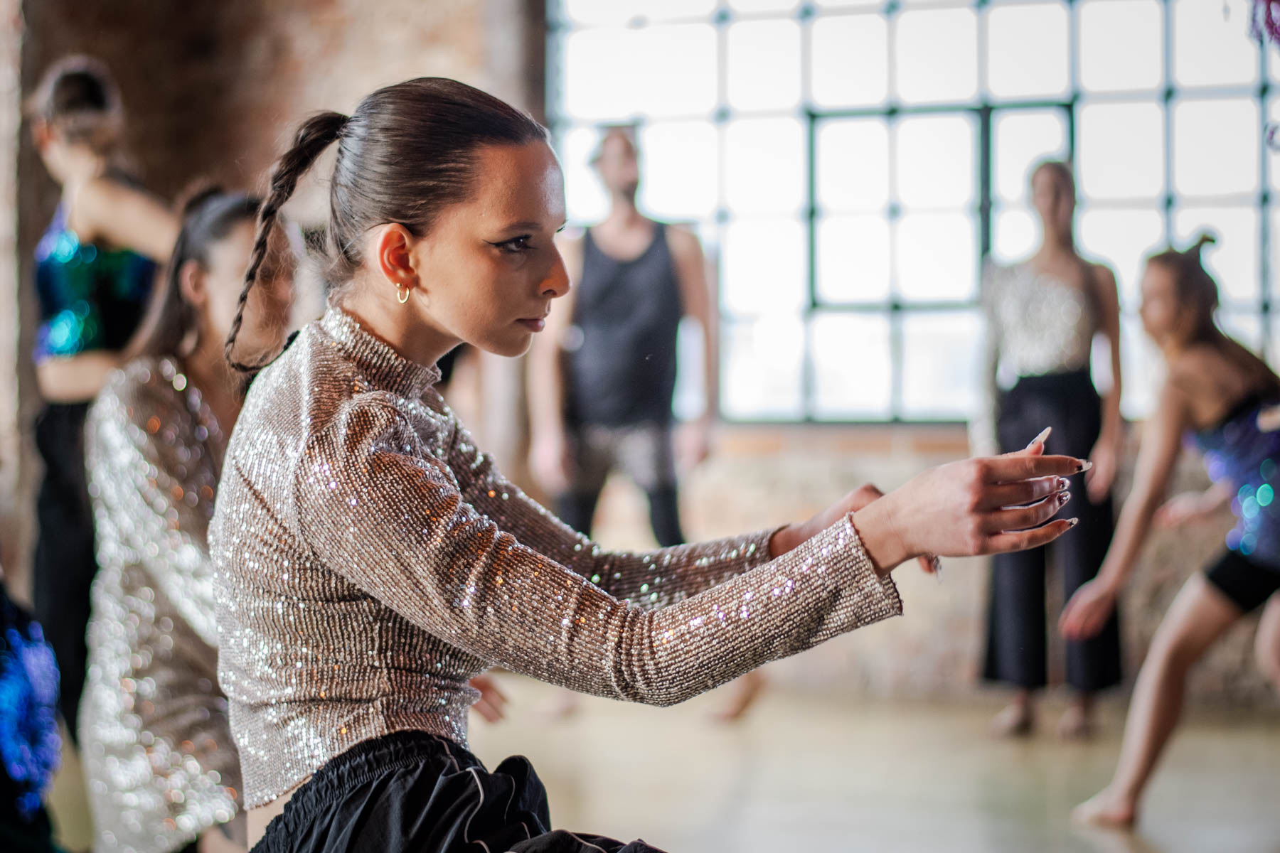 image of a modern dance performance