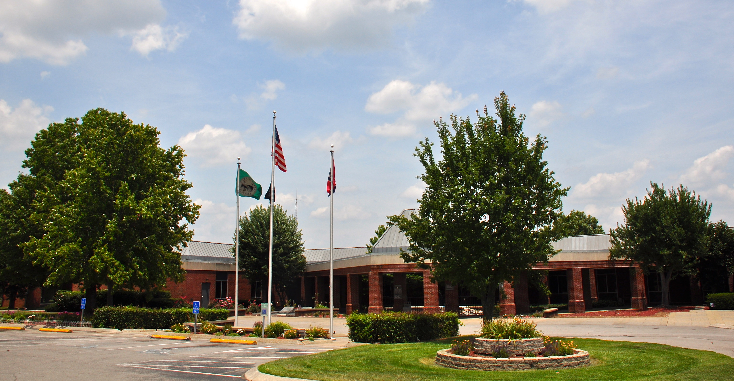 Charter Bus And Black Car Service In Knoxville