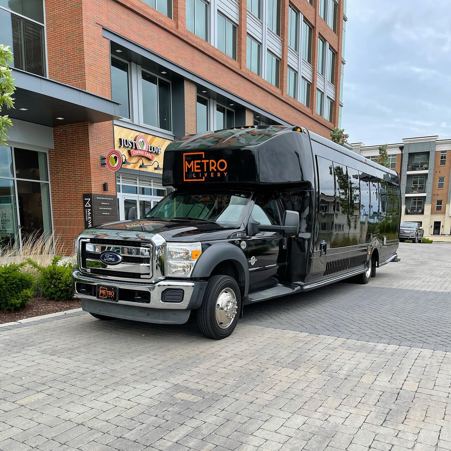 Professioanl Airline Crew Transportation