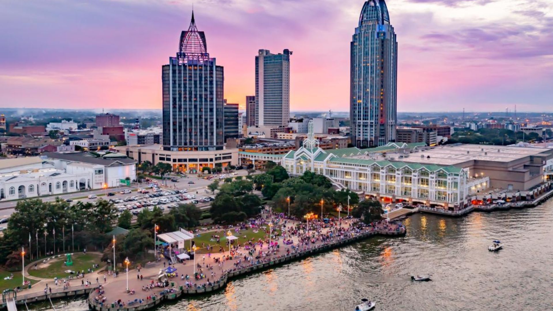 Charter Bus And Black Car Service In Knoxville