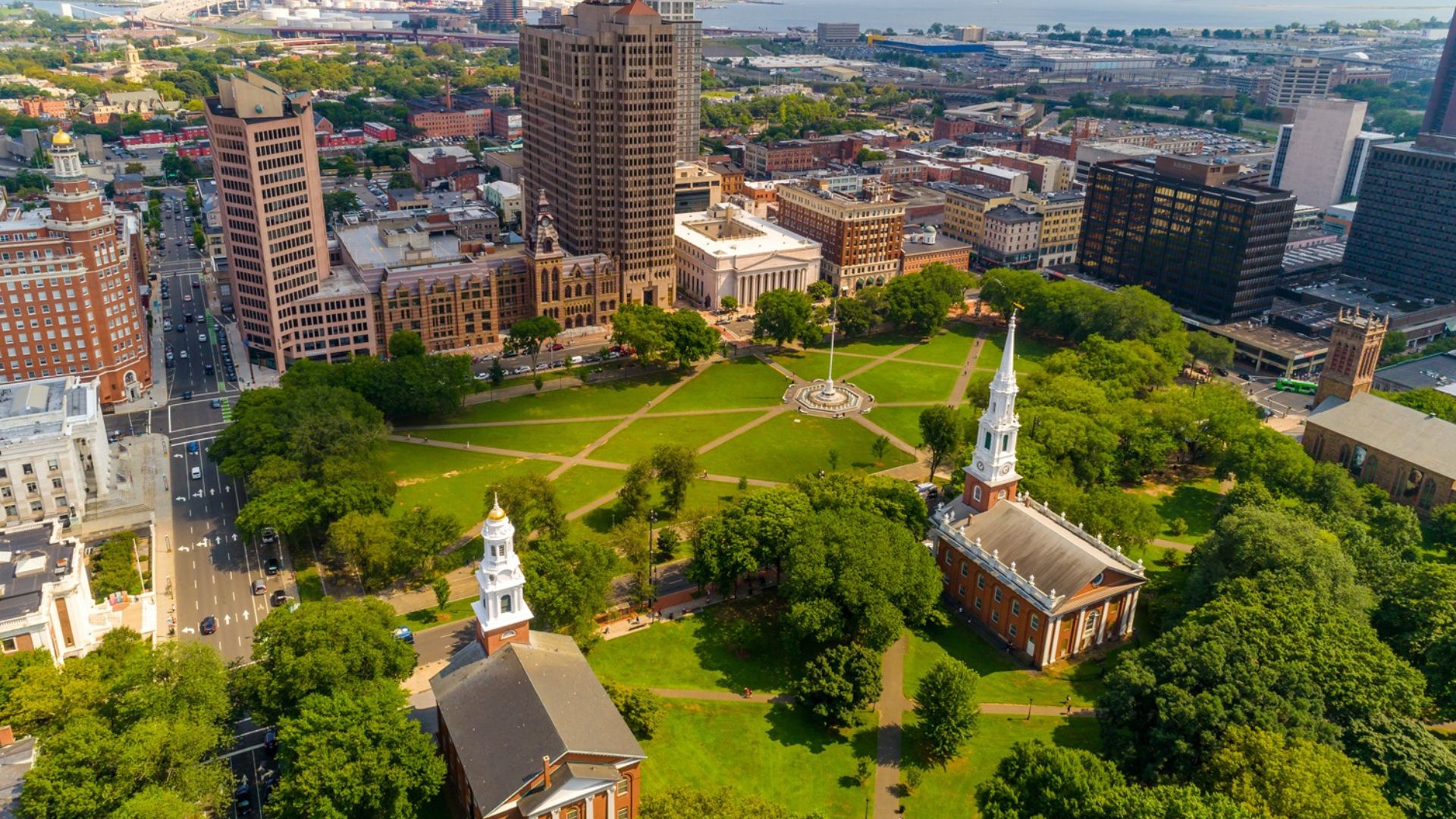 Charter Bus And Black Car Service In Knoxville