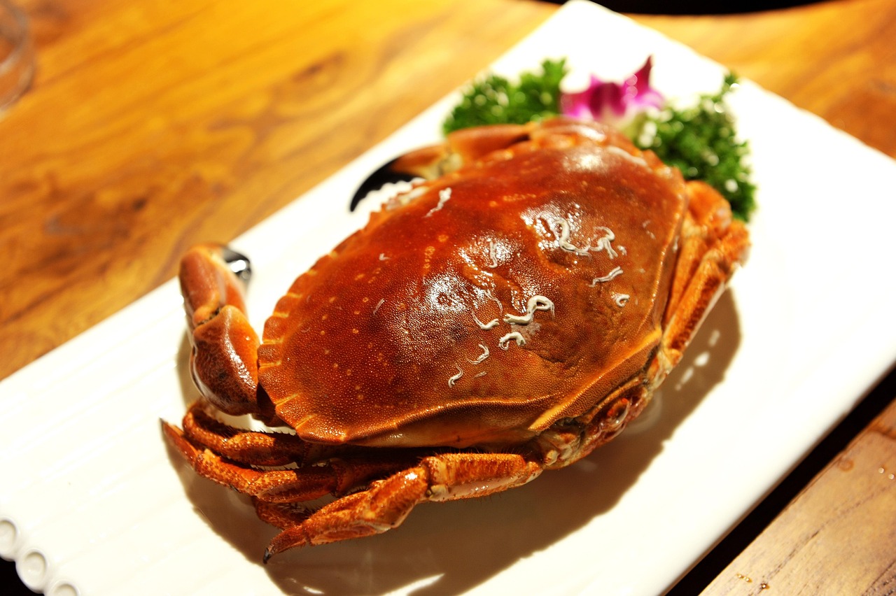 Crabbing in Winchester Bay, Oregon: Gear, Rentals, Regulations & Local Tips